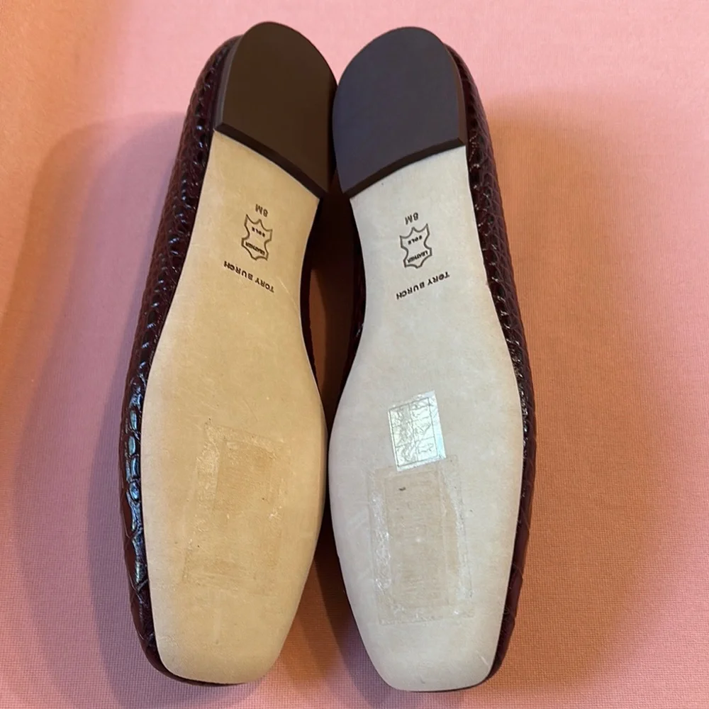 New Women's Tory Burch Brown Leather Flats. Size 8.
